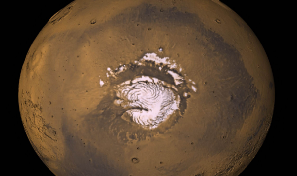火星的南极冰尘下方 可能存在液态水湖泊